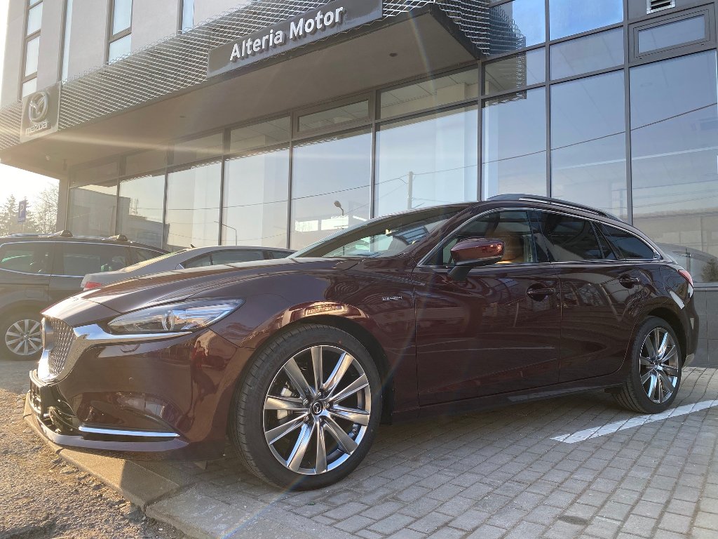 Mazda 6