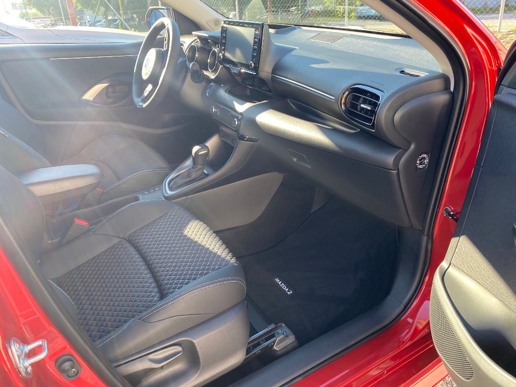 Mazda 2 Hybrid