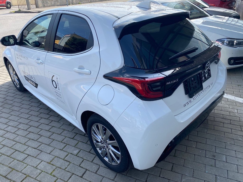 Mazda 2 Hybrid