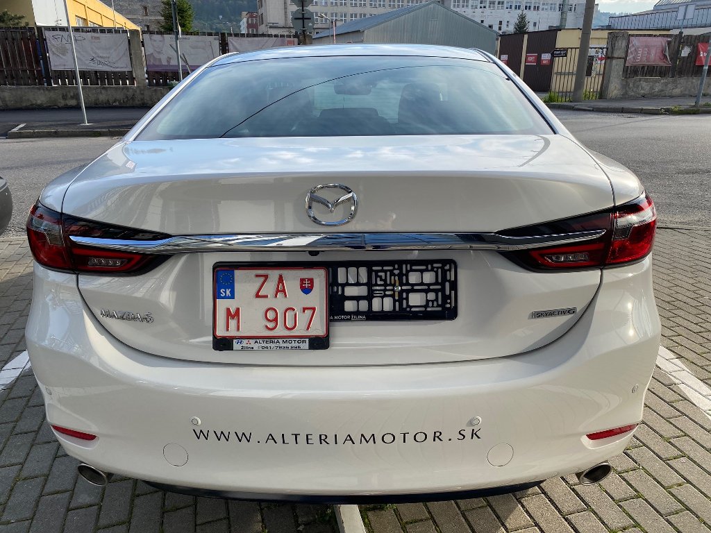 Mazda 6