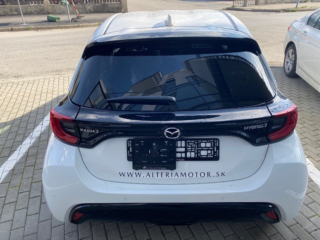 Mazda 2 Hybrid
