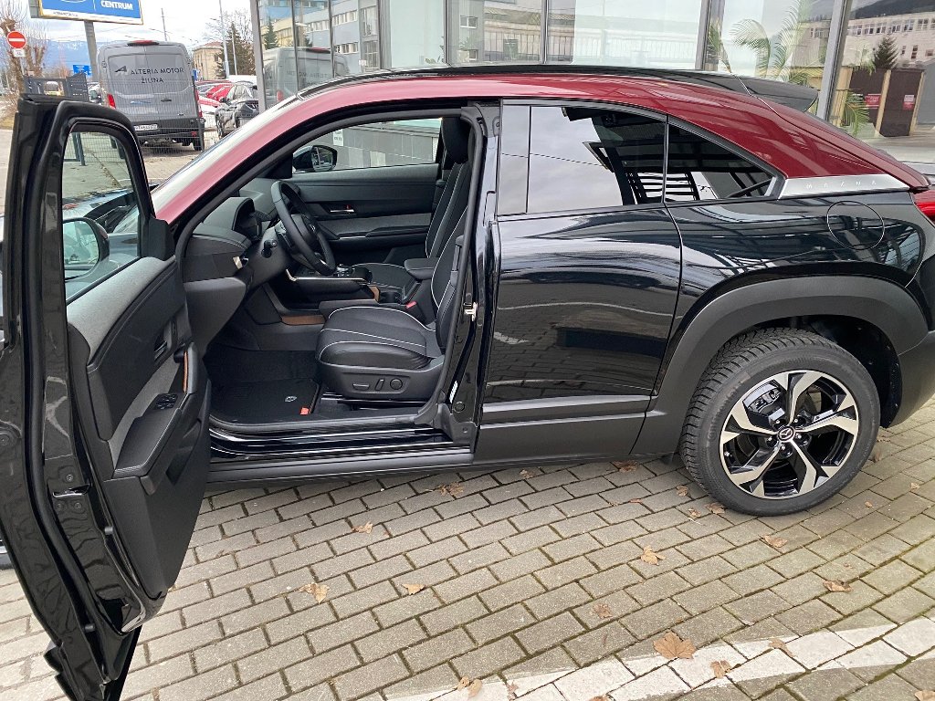 Mazda MX-30 R-EV
