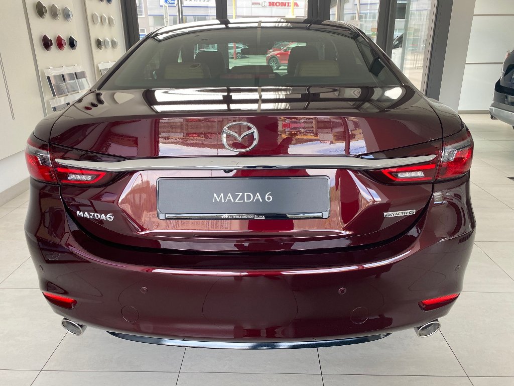 Mazda 6