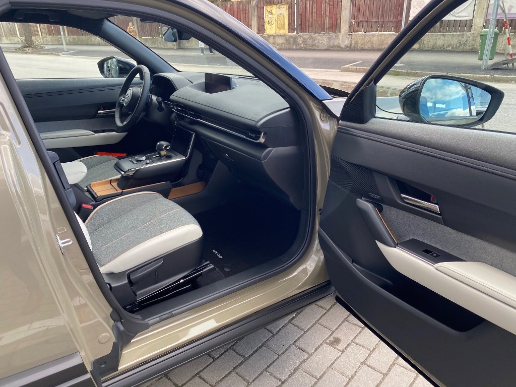 Mazda MX-30