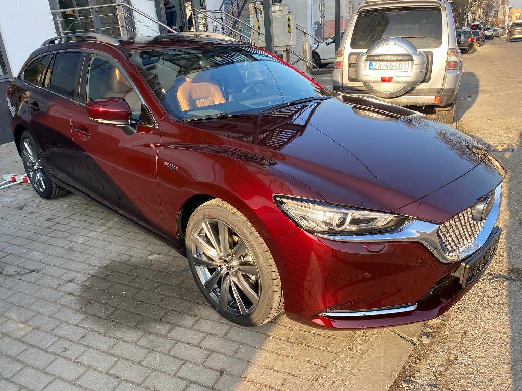 Mazda 6