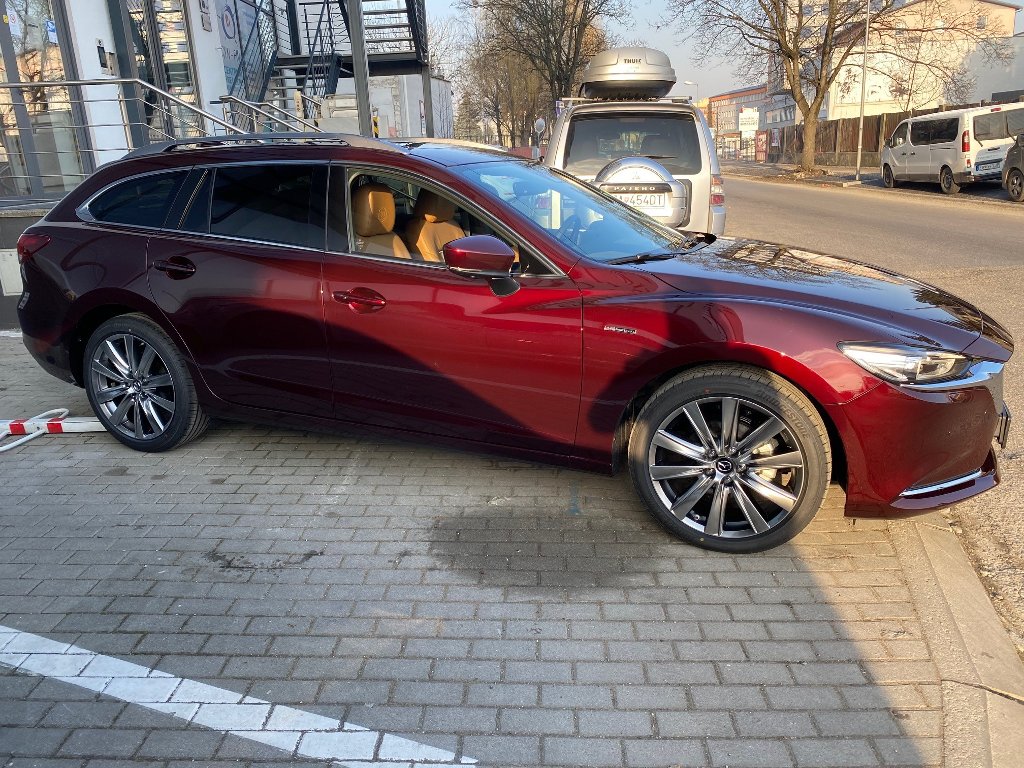 Mazda 6