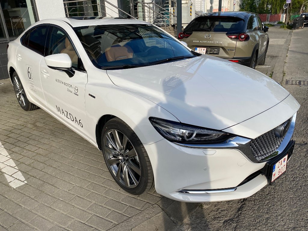 Mazda 6