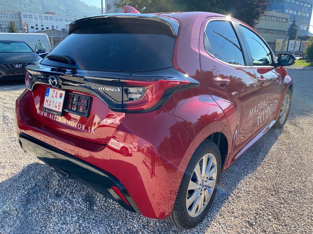 Mazda 2 Hybrid
