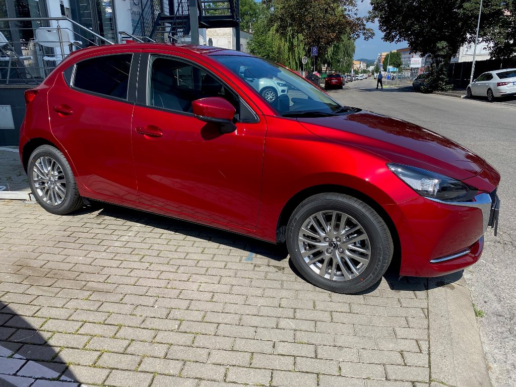 Mazda 2