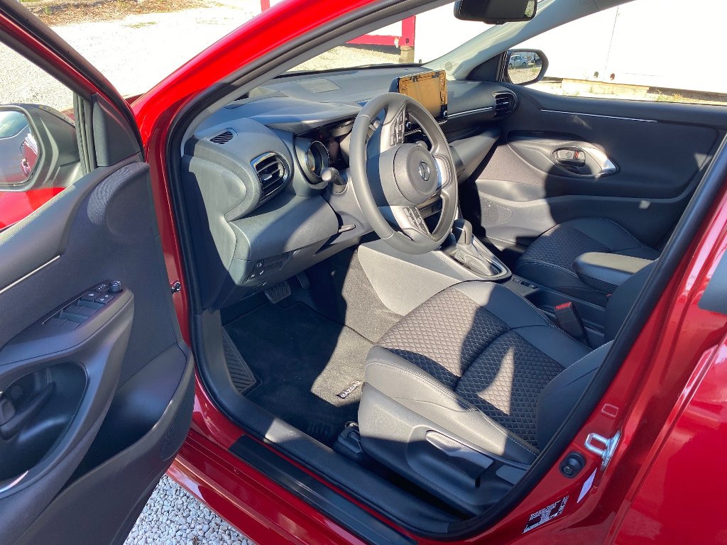 Mazda 2 Hybrid