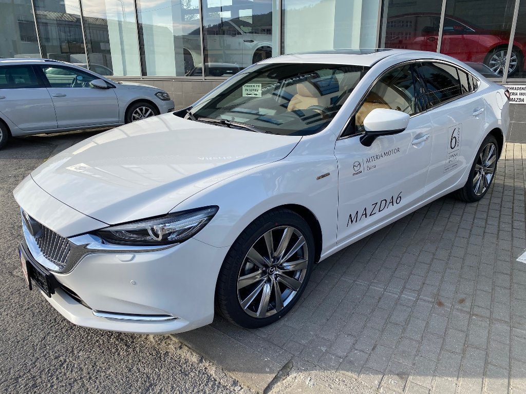 Mazda 6