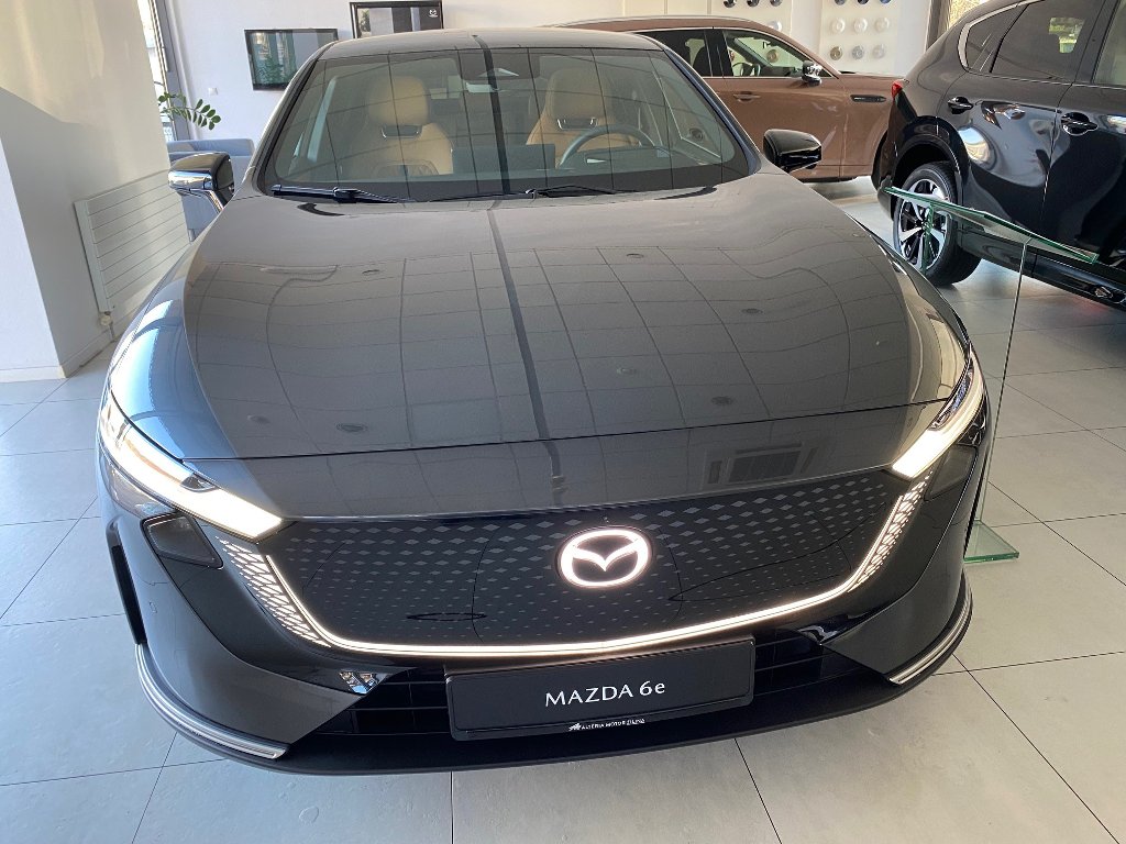 Mazda 6e