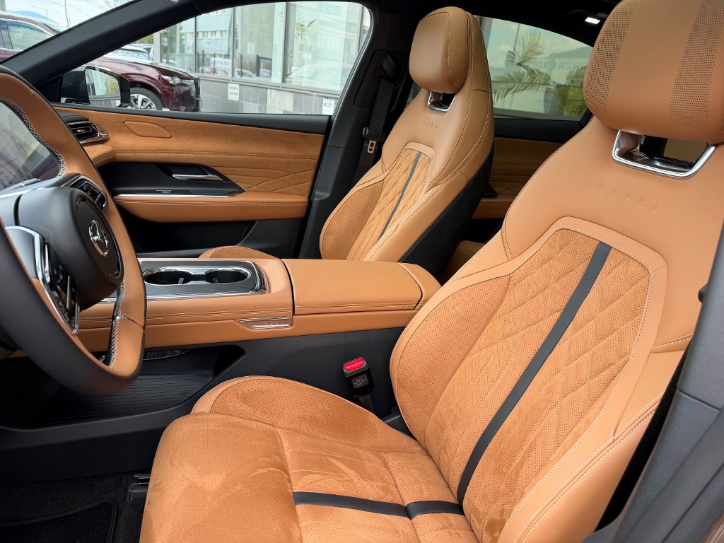 Mazda 6e