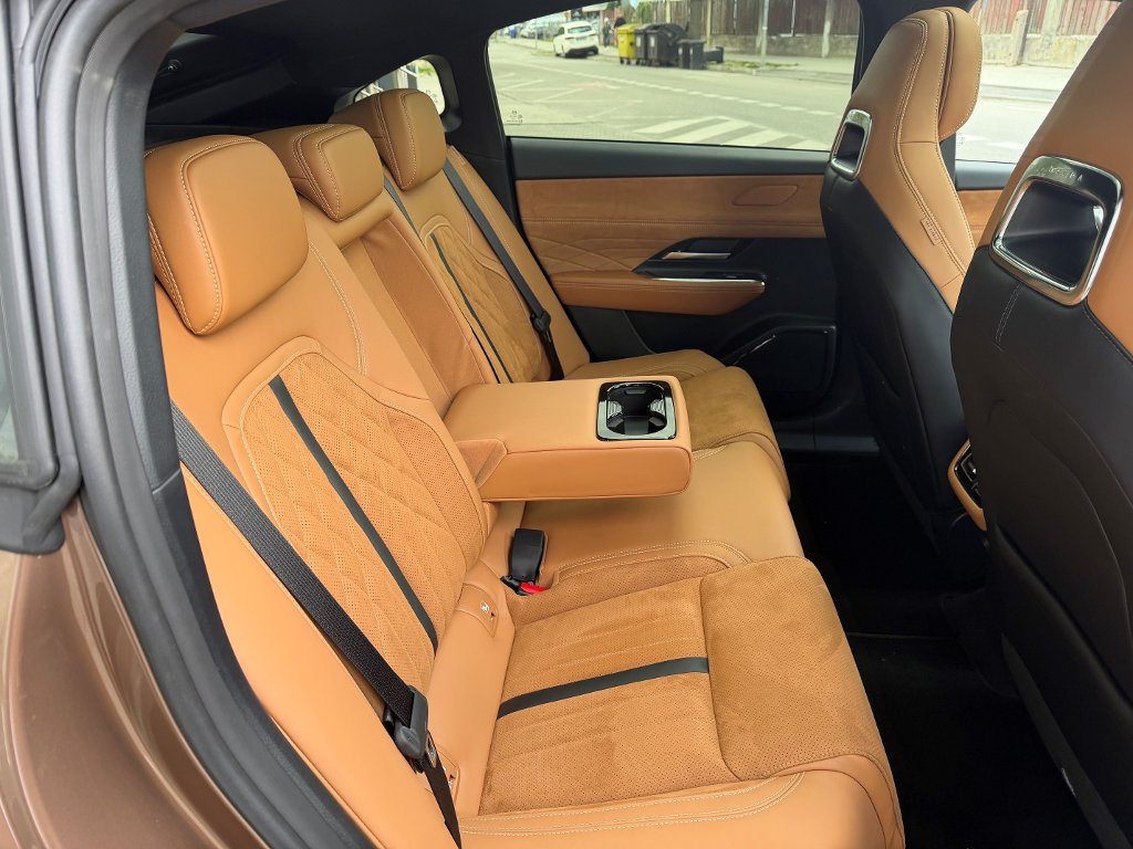 Mazda 6e