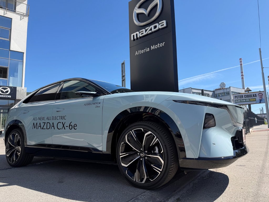 Mazda CX-6e