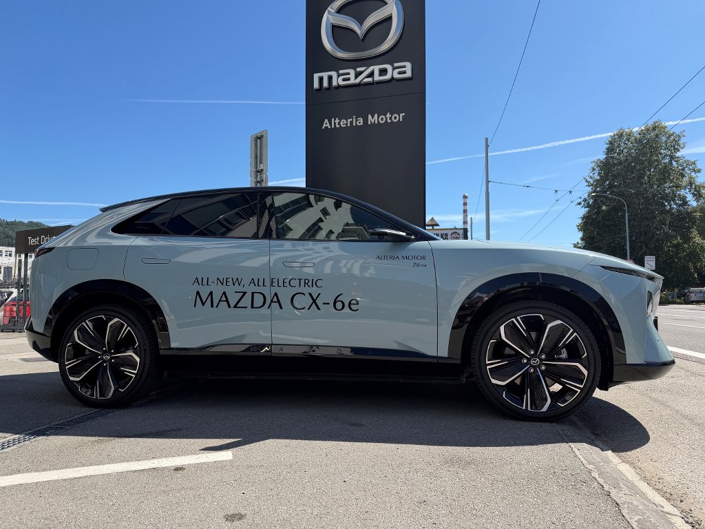 Mazda CX-6e