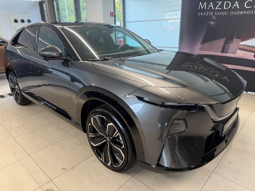 Mazda CX-6e