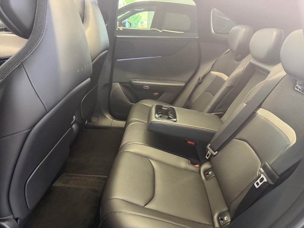 Mazda CX-6e