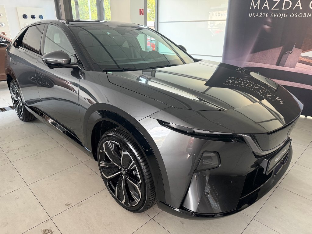 Mazda CX-6e