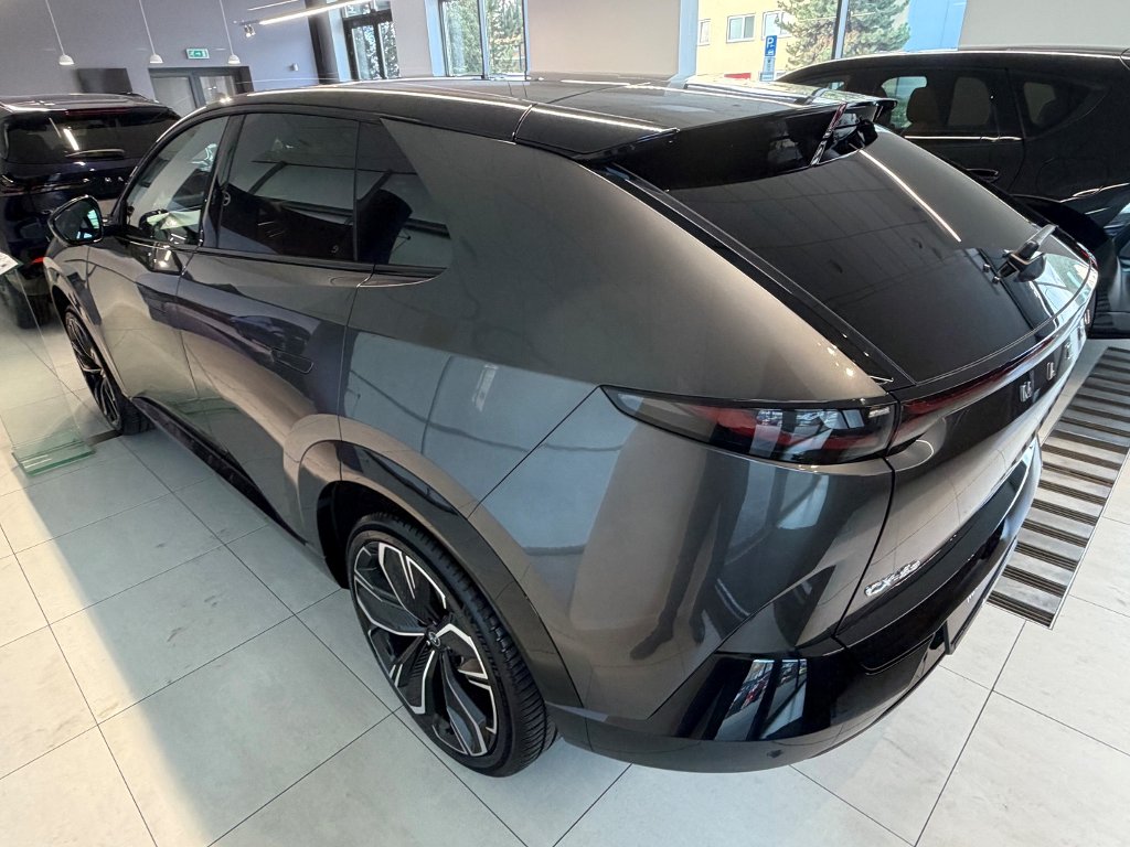 Mazda CX-6e