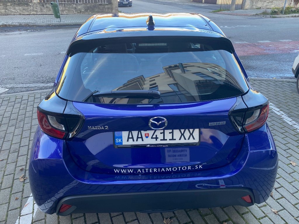 Mazda 2 Hybrid