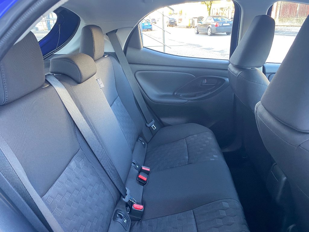 Mazda 2 Hybrid