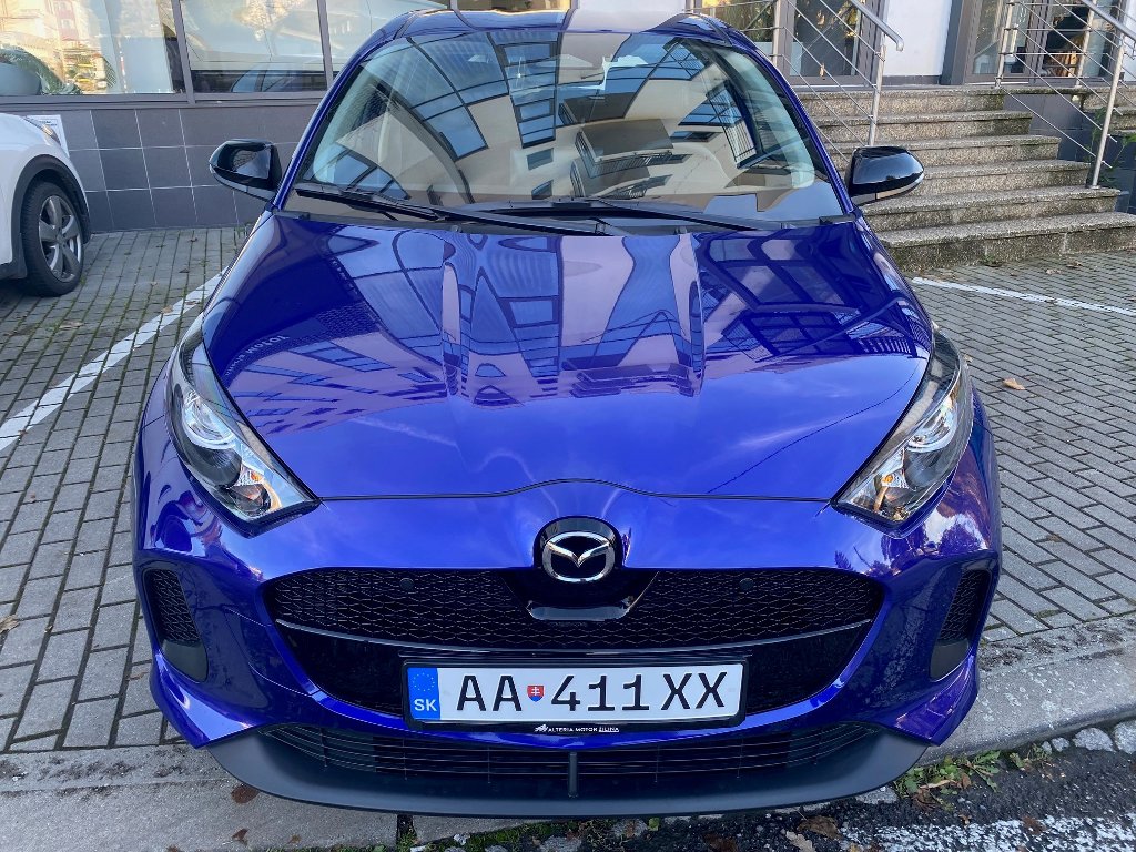 Mazda 2 Hybrid