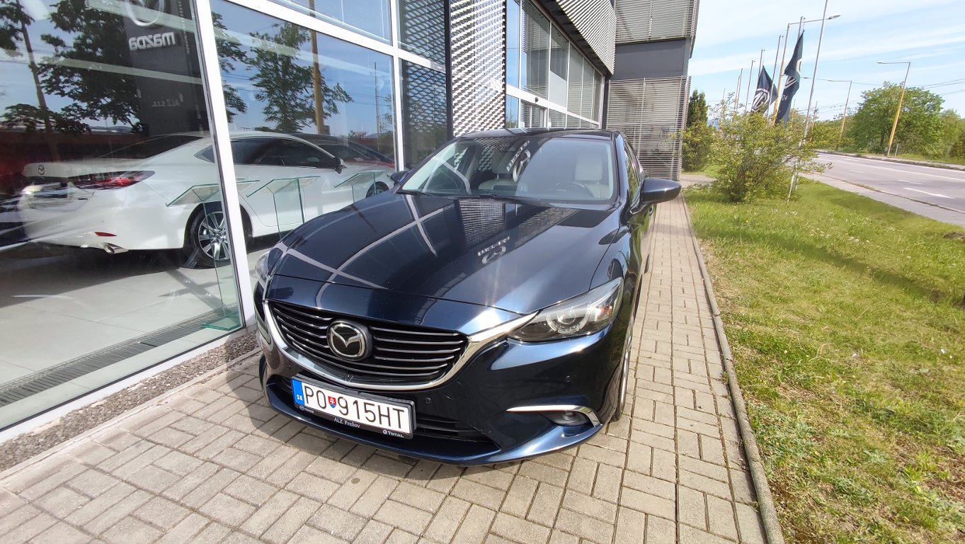 Mazda 6