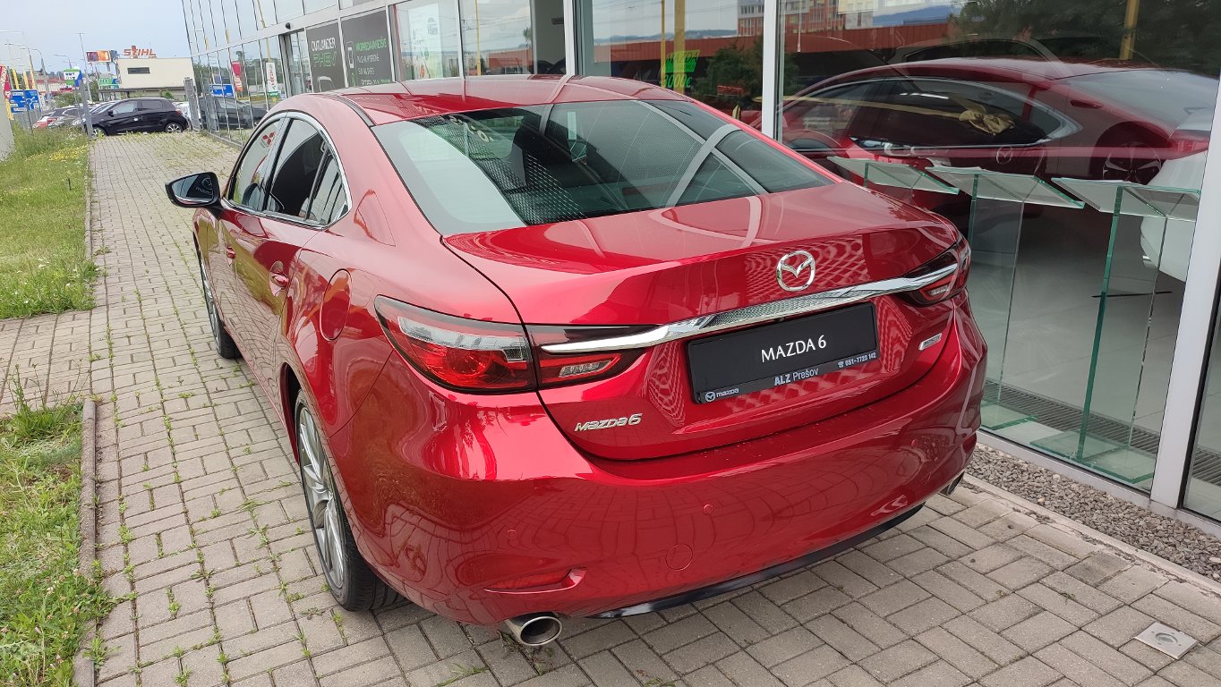 Mazda 6