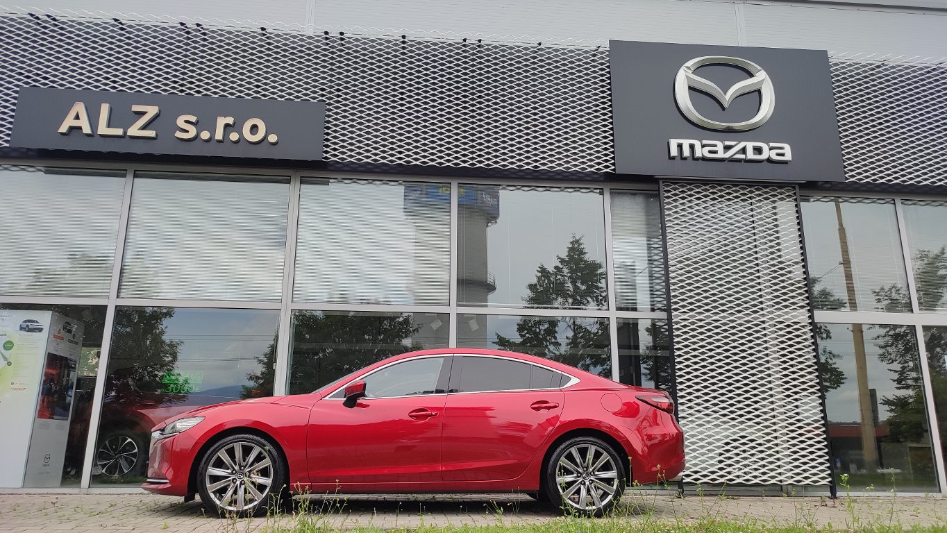 Mazda 6
