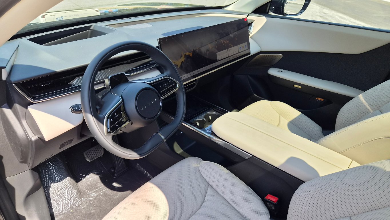 Mazda CX-6e