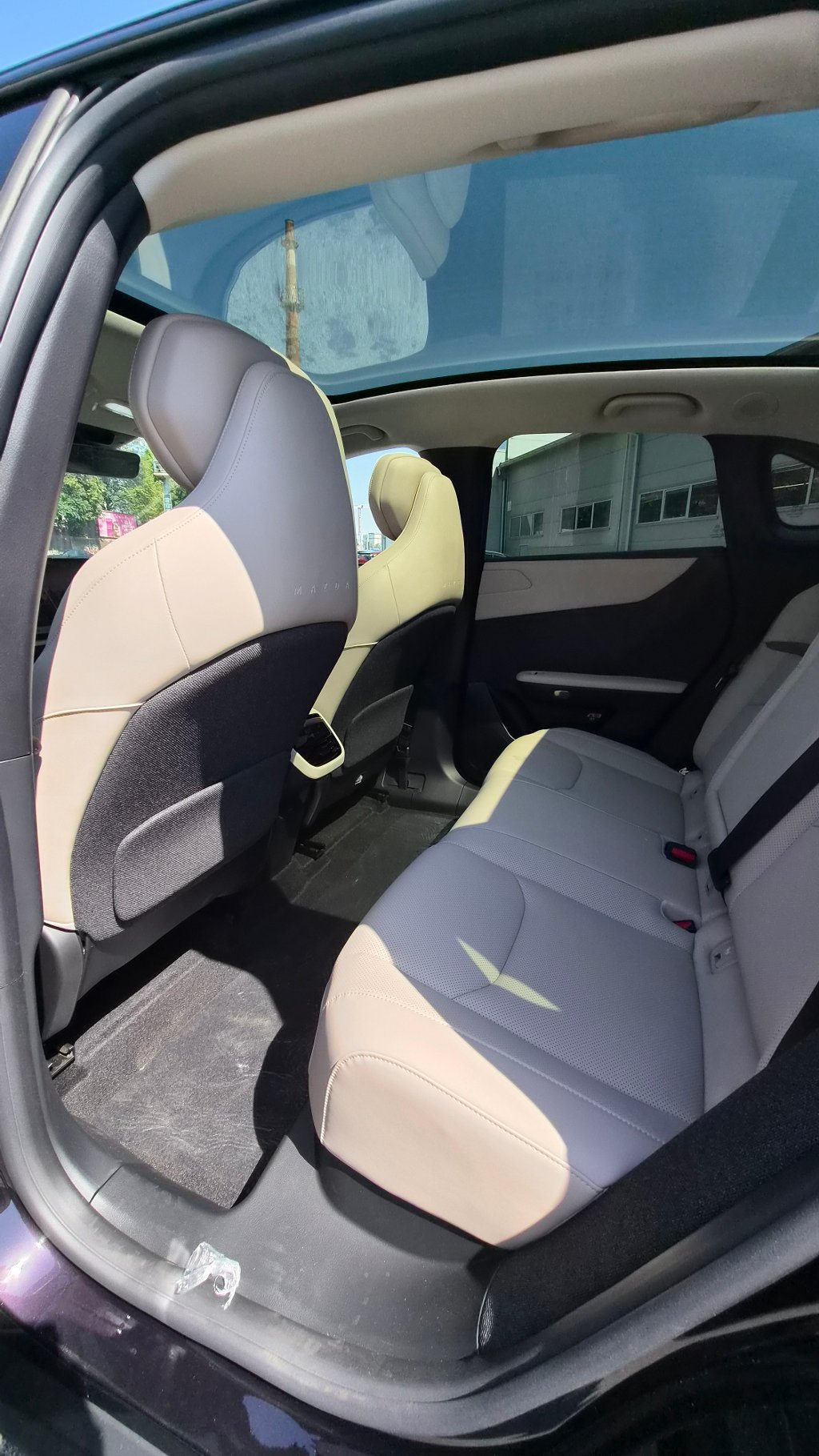 Mazda CX-6e