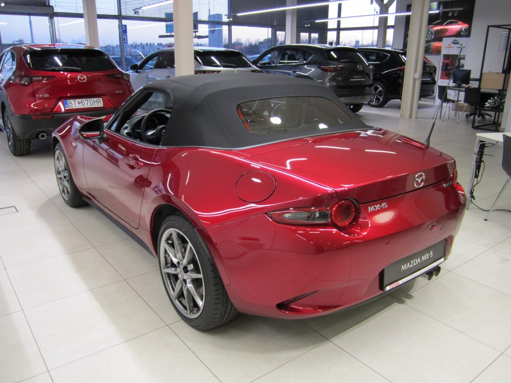 Mazda MX-5