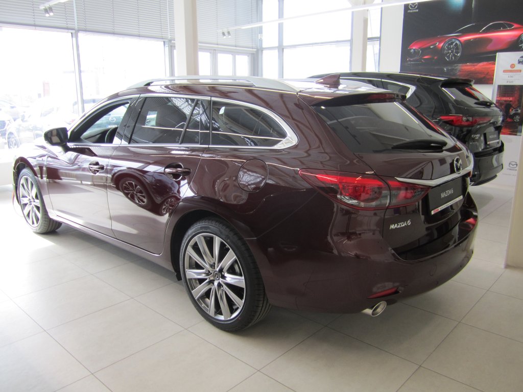 Mazda 6