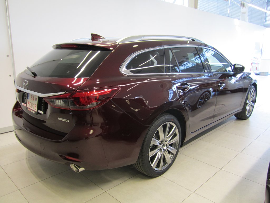 Mazda 6