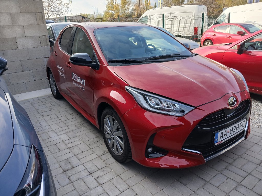 Mazda 2 Hybrid