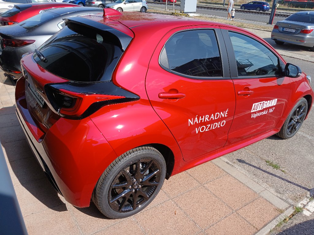 Mazda 2 Hybrid