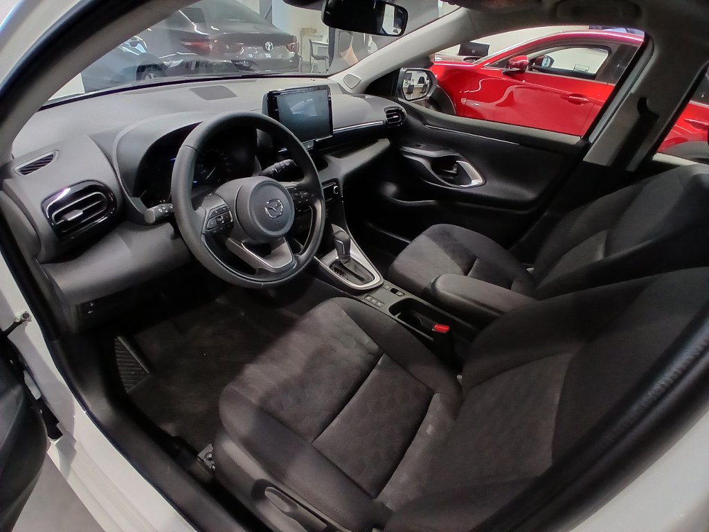 Mazda 2 Hybrid