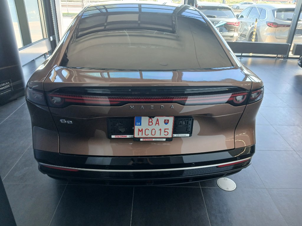 Mazda 6e