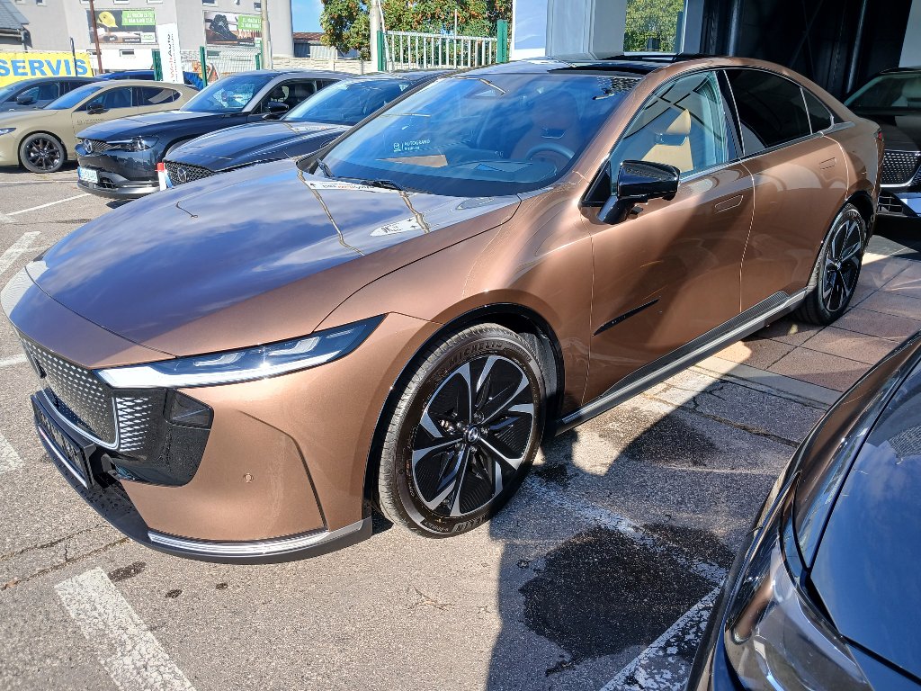 Mazda 6e