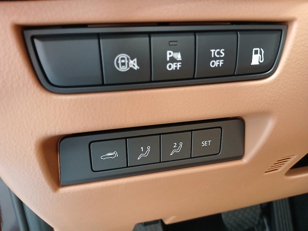 Mazda CX-80