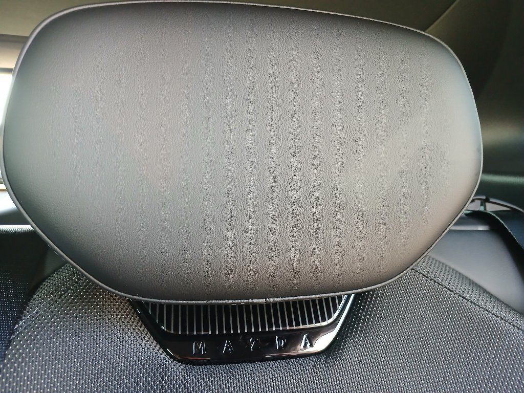 Mazda CX-6e
