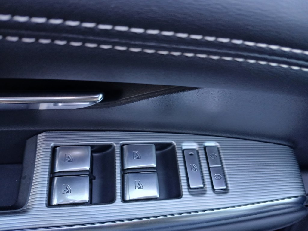 Mazda 6e