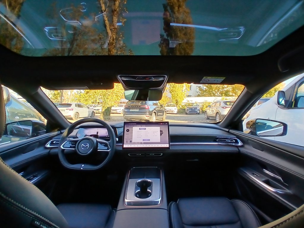 Mazda 6e