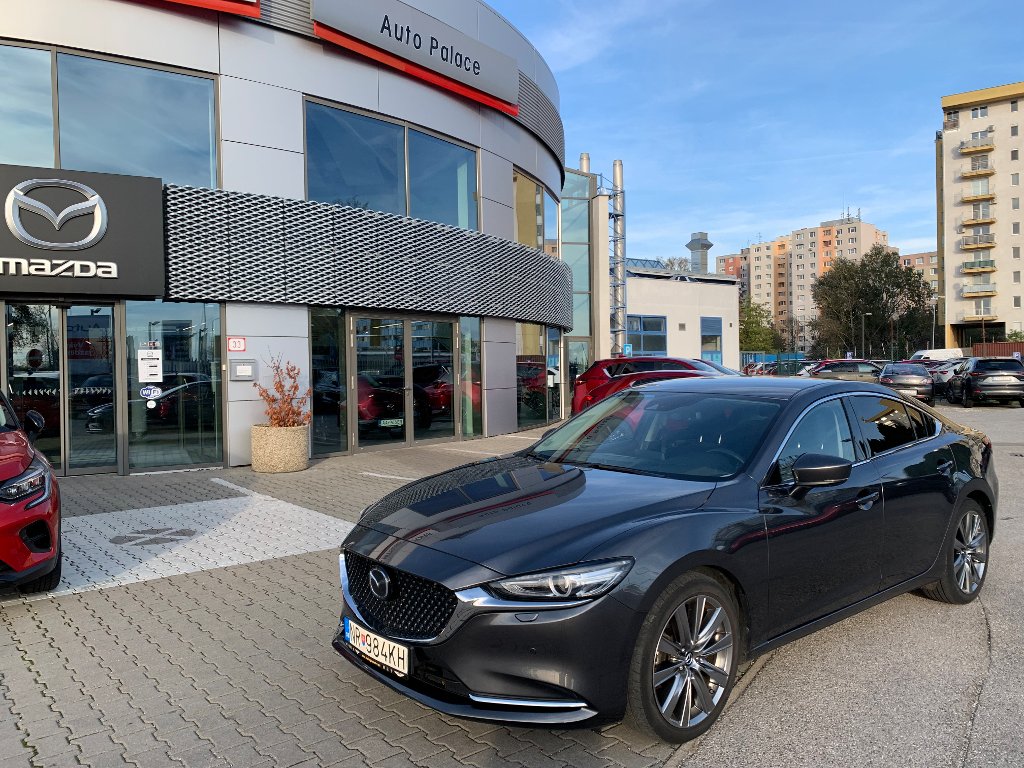 Mazda 6