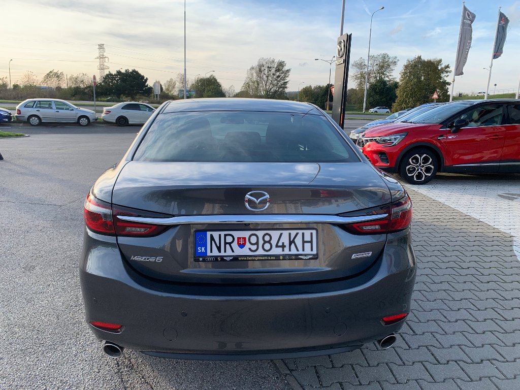 Mazda 6