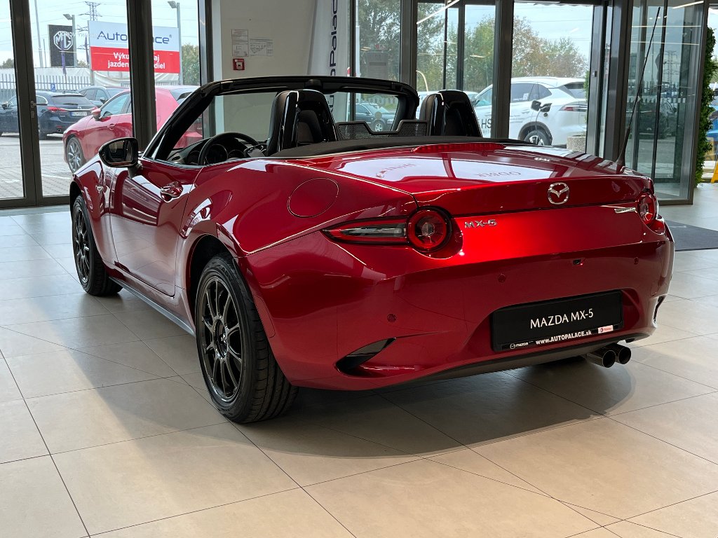 Mazda MX-5
