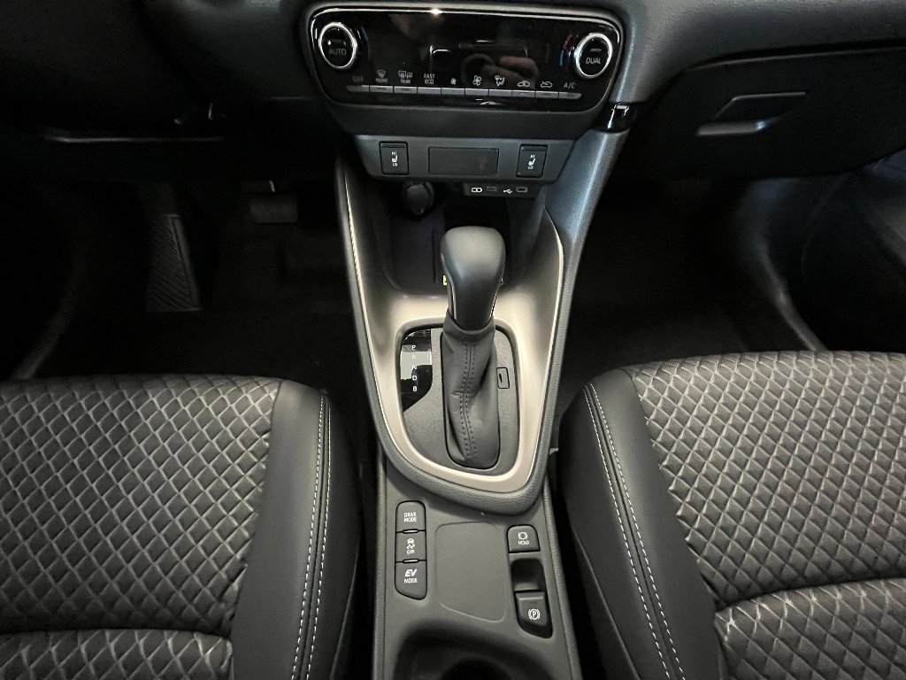 Mazda 2 Hybrid