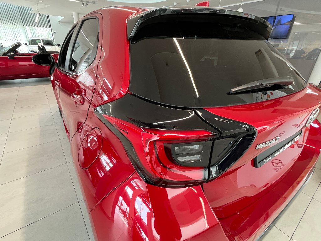 Mazda 2 Hybrid