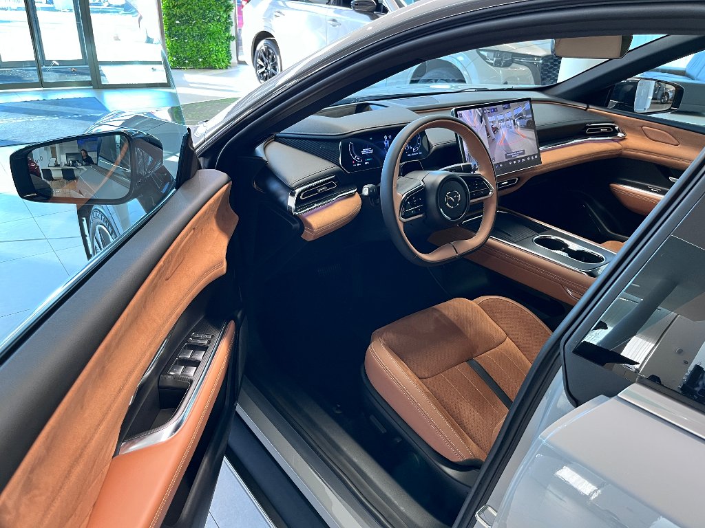 Mazda 6e